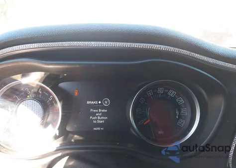 2017 Dodge Challenger Sxt z USA, uszkodzony, nr VIN 2C3CDZAG3HH531724